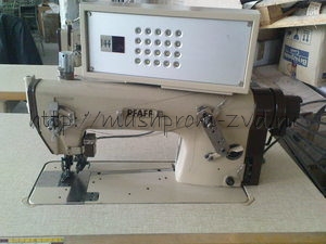 Одноигольная промышленная швейная машина PFAFF 3811